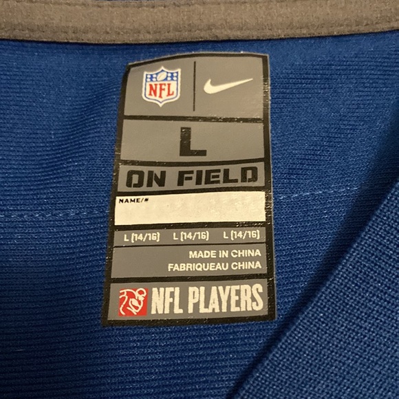 Andrew Luck Jersey - Picture 12 of 13